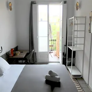 法布里吉奥佩蒂特旅馆 巴塞罗那
